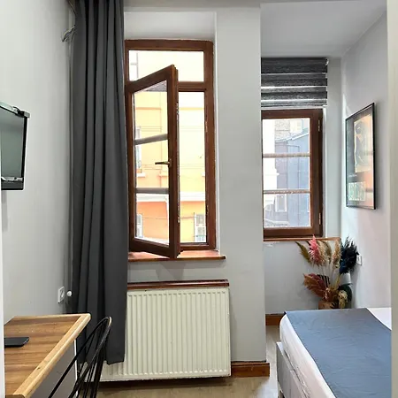 Perahomes بيت شباب