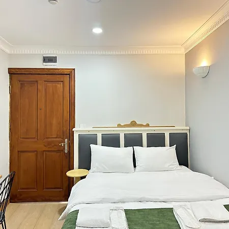 بيت شباب Perahomes *