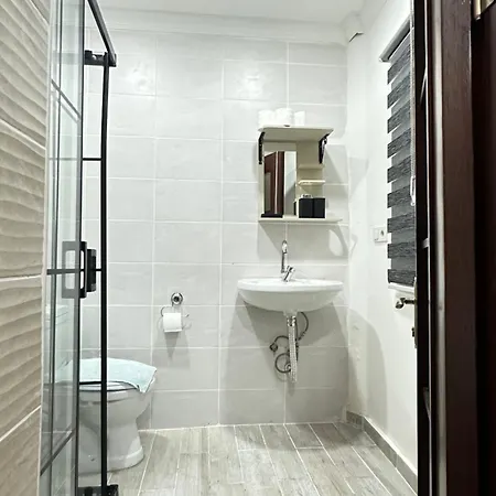 Perahomes * Istanbul