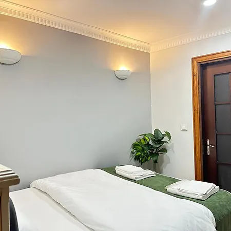 بيت شباب Perahomes اسطنبول