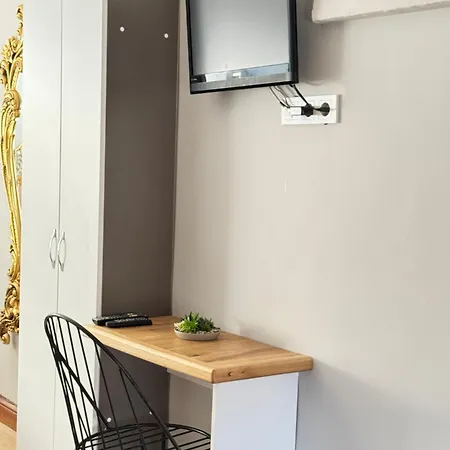 Aparthotel Perahomes *