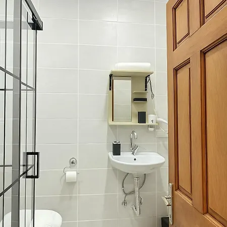 Perahomes * Istanbul